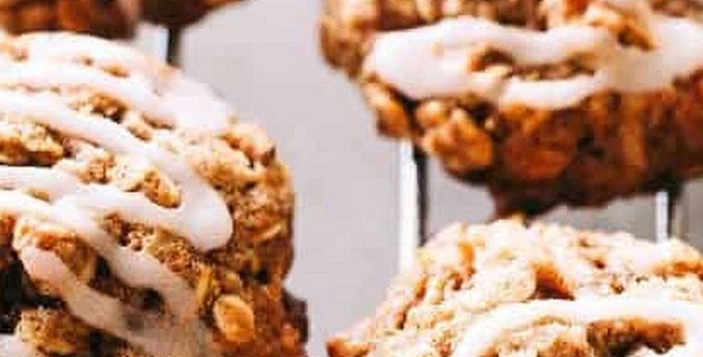 Apple Oatmeal Cookies