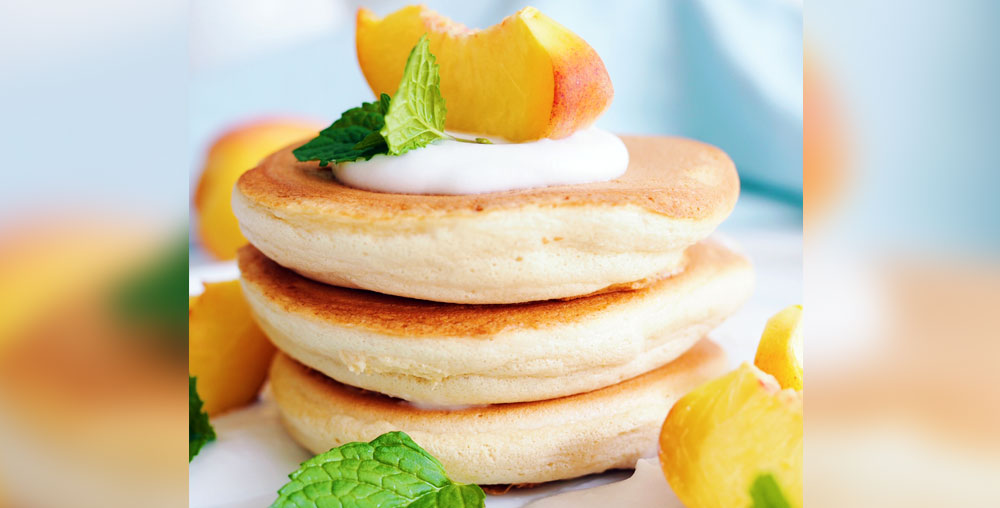 Fluffy Japanese Pancakes with Coconut Cream