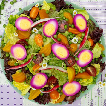 Red Wine and Beet Pickled Eggs