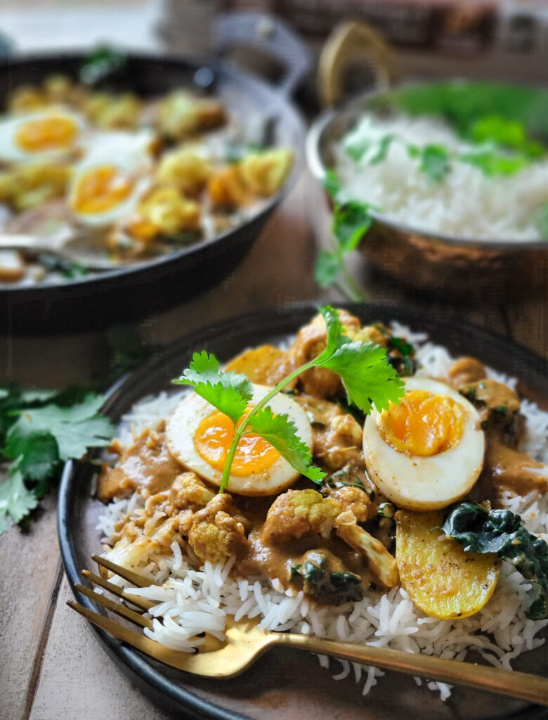 egg potato cauliflower curry